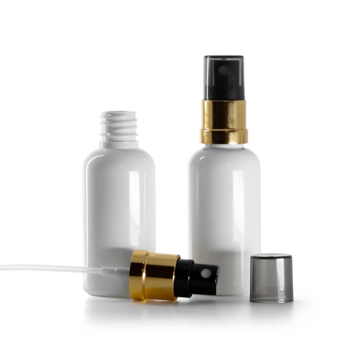 Butelka plastikowa biała, czarno-złoty atomizer, przydymiony kapturek, 50 ml