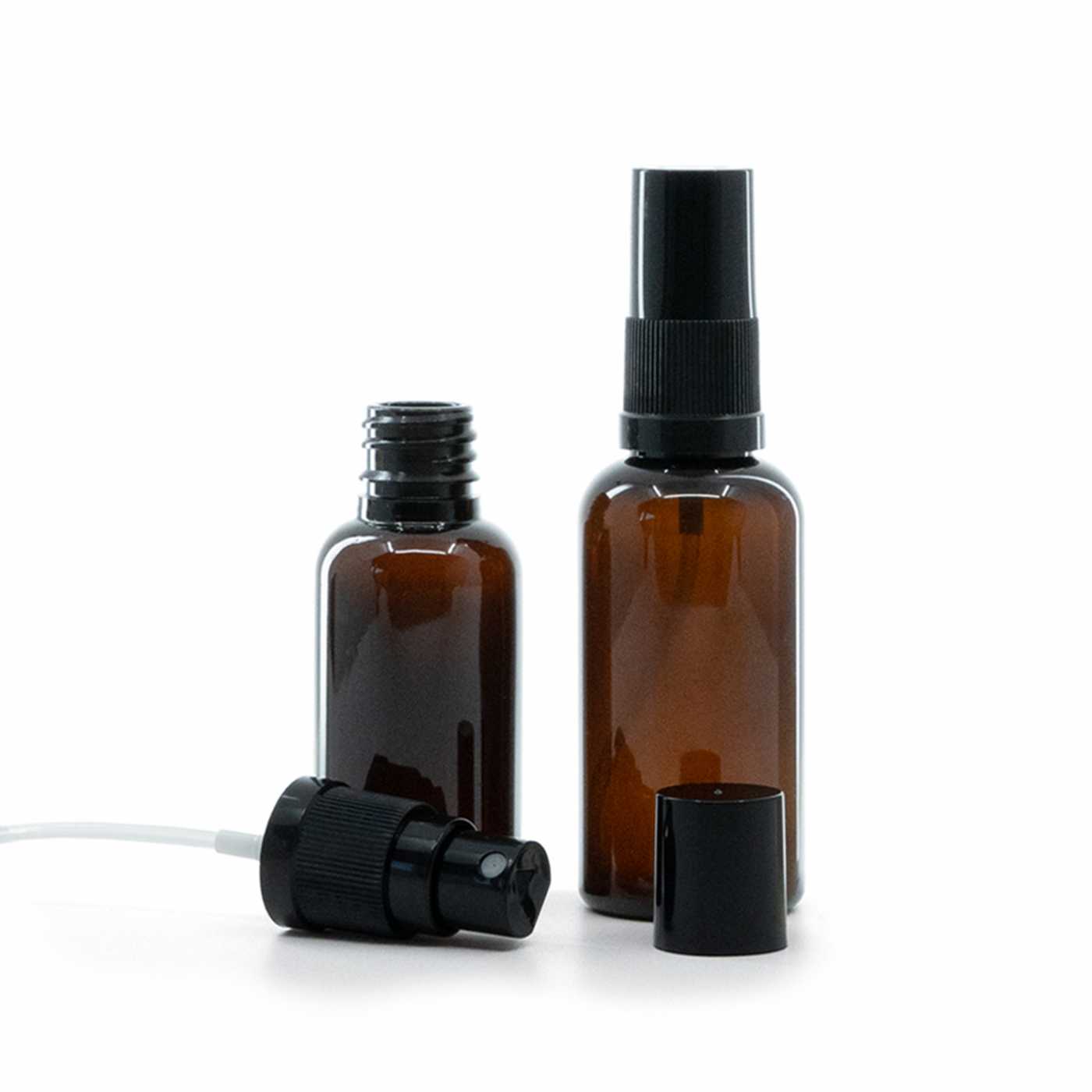 Butelka plastikowa bursztynowa, czarny atomizer, czarna nakładka, 30 ml