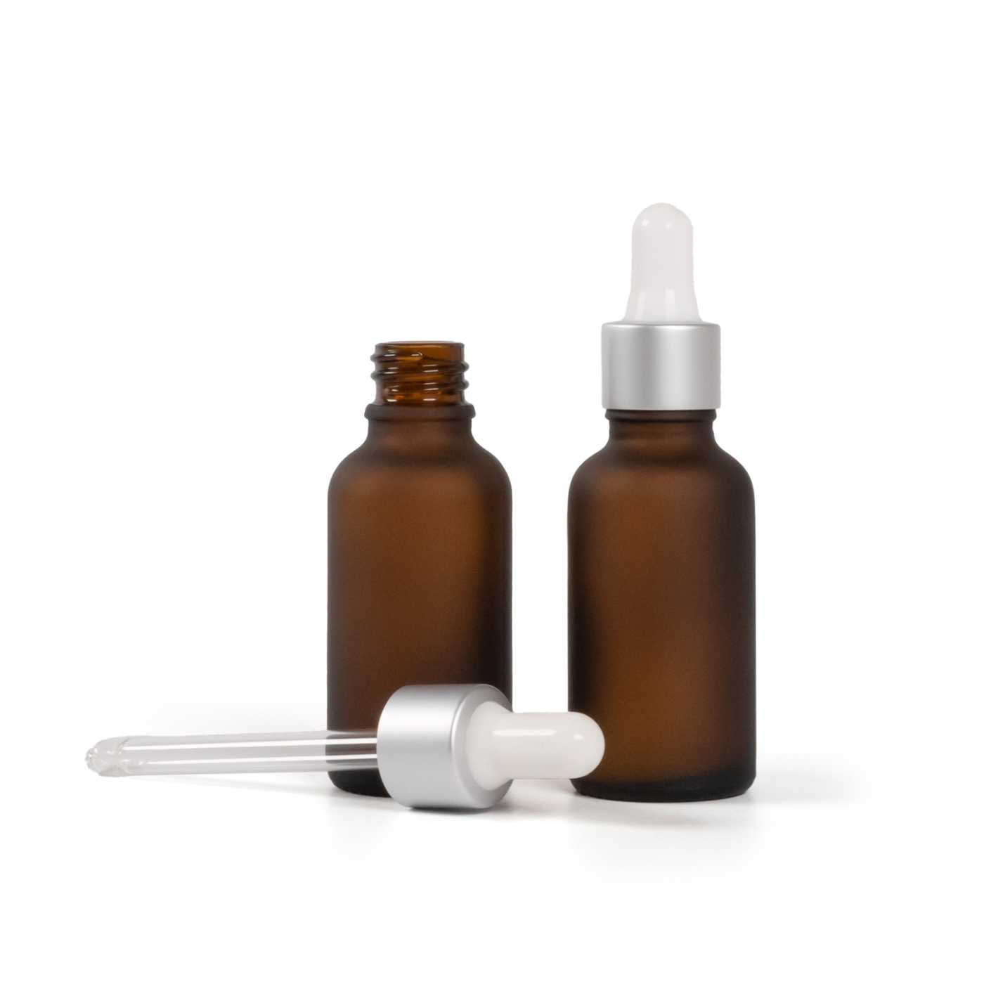 Matná skleněná lahvička, matná stříbrná pipeta, 30 ml