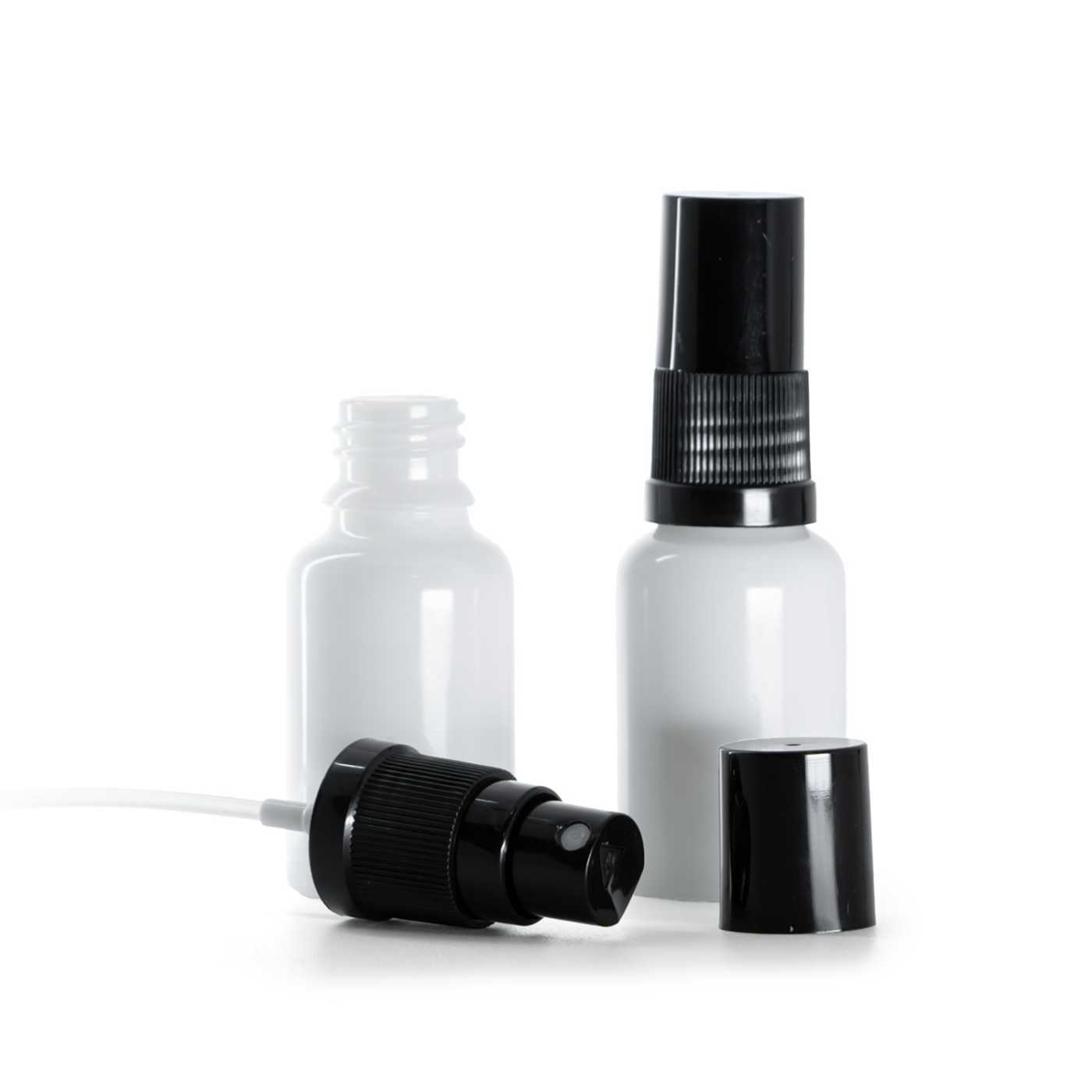 Sklenená fľaška, liekovka, biela, čierny rozprašovač, čierny vrch, 15 ml
