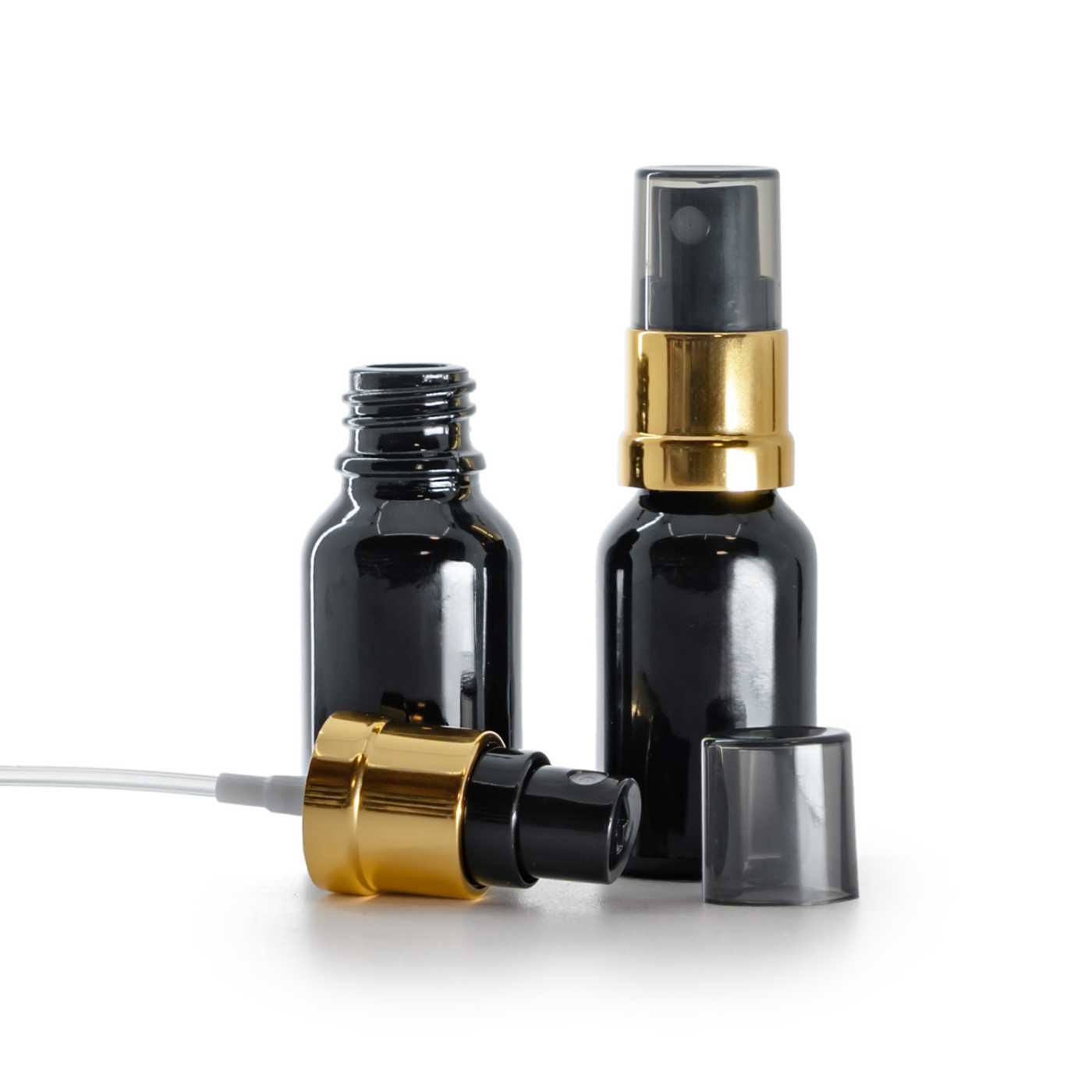 Butelka szklana, czarna błyszcząca, czarno-złoty atomizer, przydymiona nasadka, 15 ml