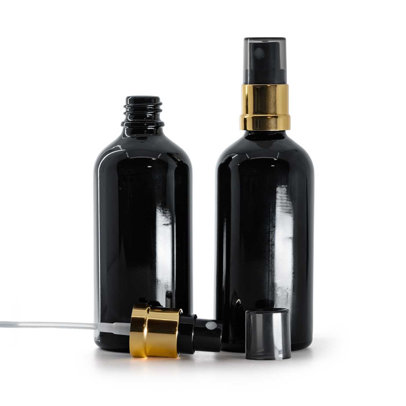 Butelka szklana, czarna błyszcząca, czarno-złoty atomizer, przydymiona nasadka, 100 ml
