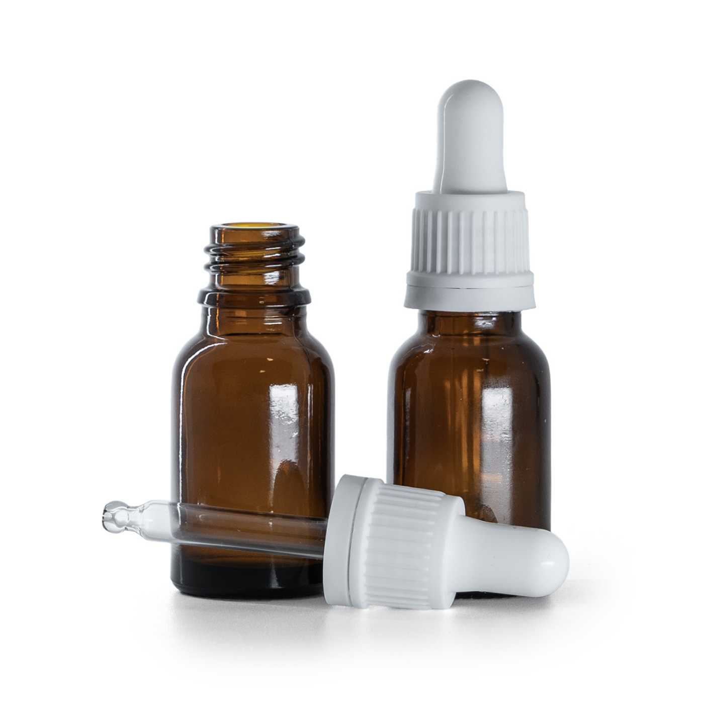 Hnědá skleněná lahvička s bílou pipetou 15 ml