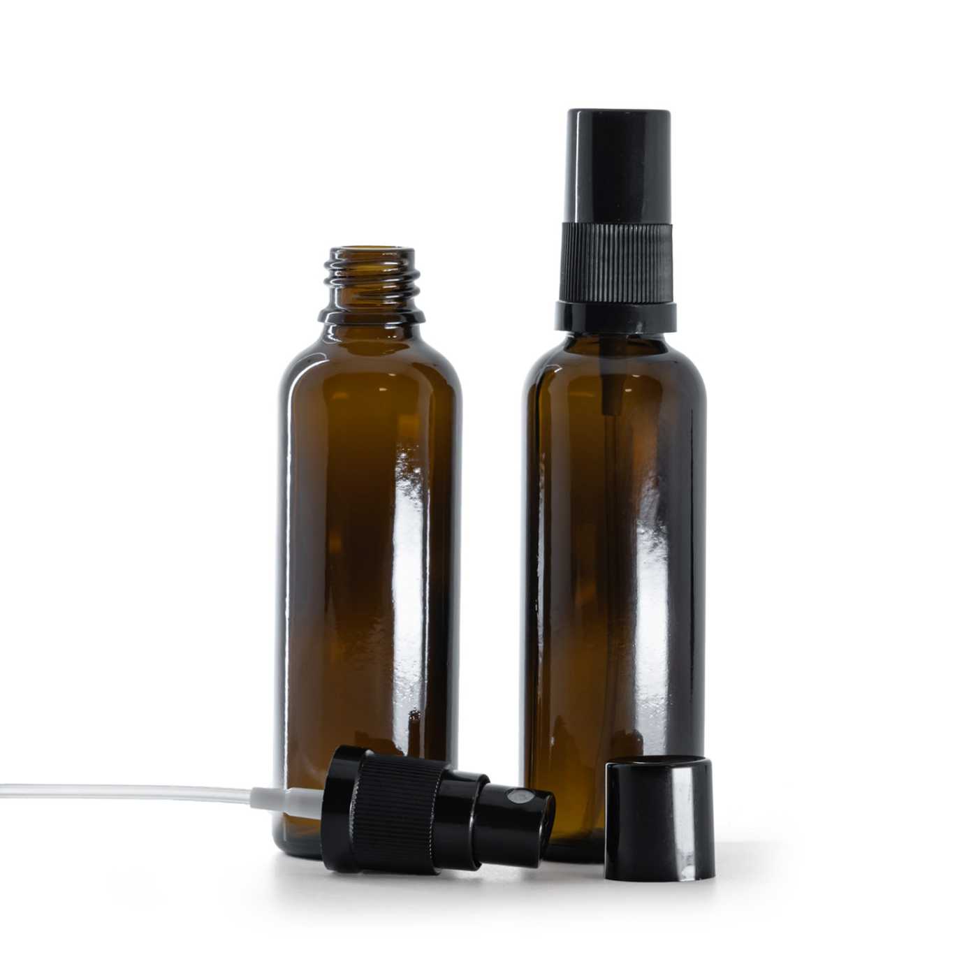 Sklenená liekovka, vysoká, čierny rozprašovač, čierny vrch, 50 ml