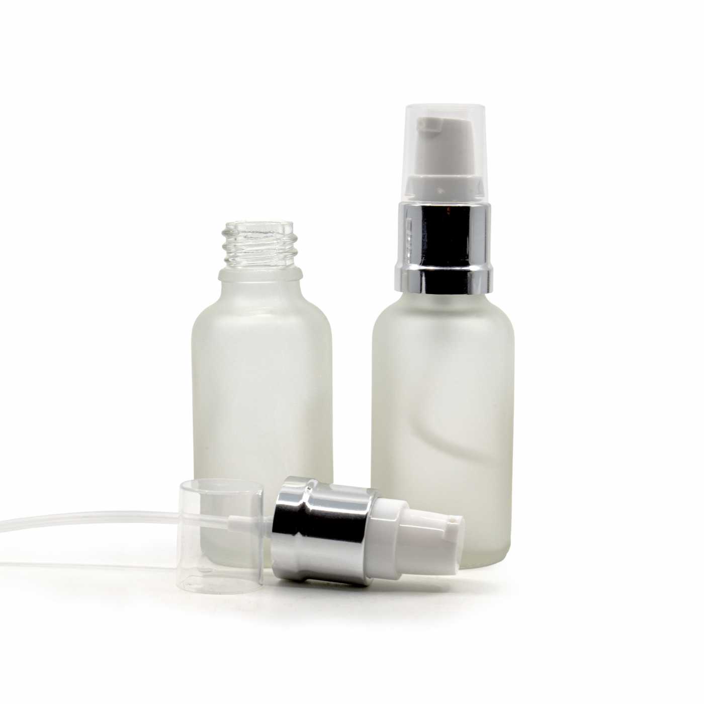 Sklenená fľaška, priehľadná mliečna, bielo-strieborný lesklý dávkovač, 30 ml