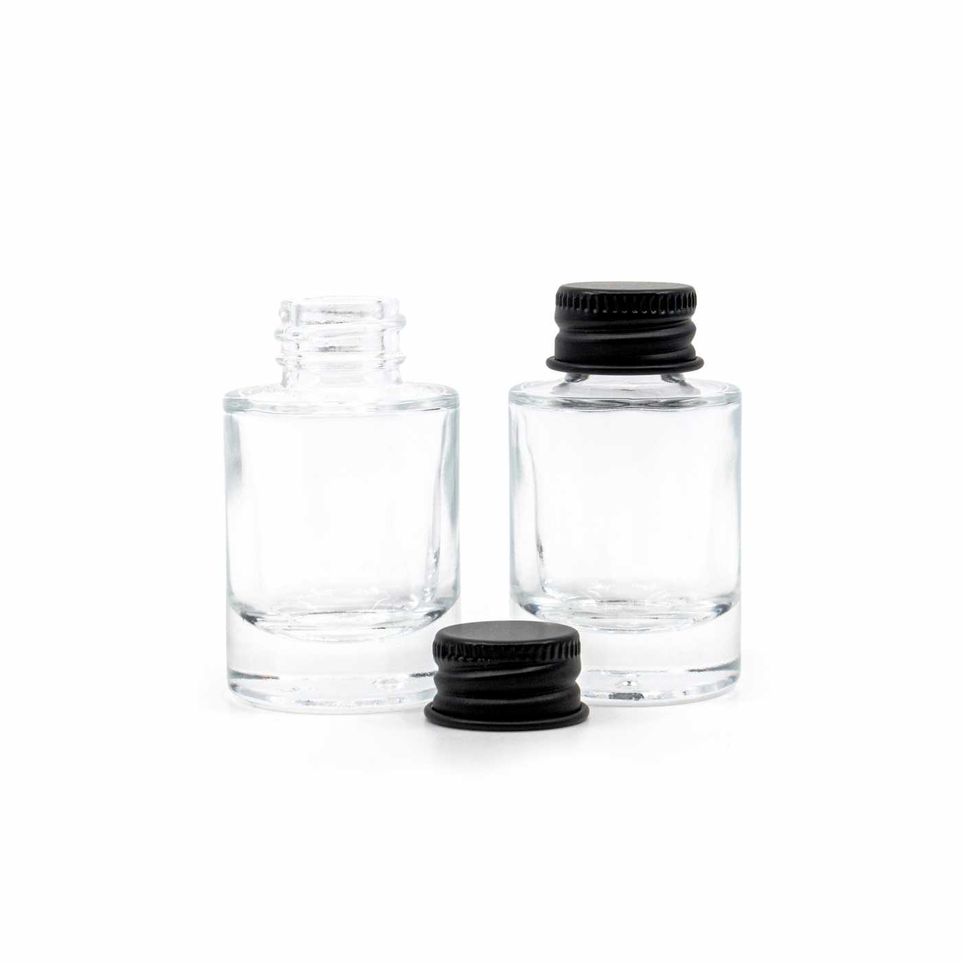 Sklenená fľaška, priehľadná, hrubé dno, čierny hliníkový vrchnák, 10 ml