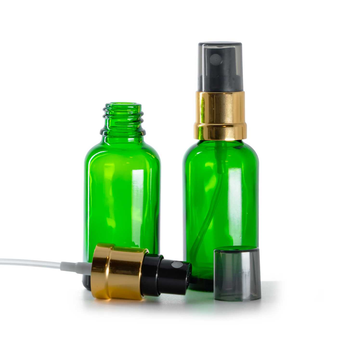 Butelka szklana, zielona, czarno-złoty atomizer, przydymiony kapturek, 30 ml