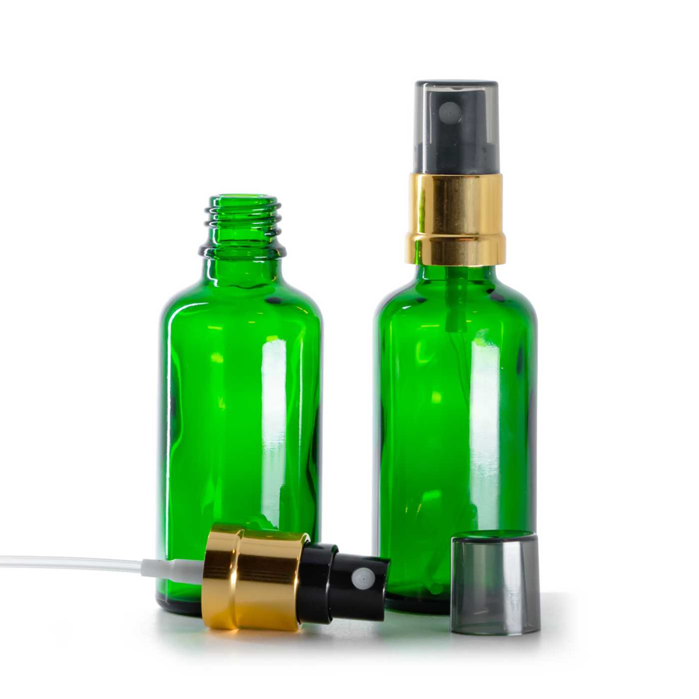 Butelka szklana, zielona, czarno-złoty atomizer, przydymiony kapturek, 50 ml