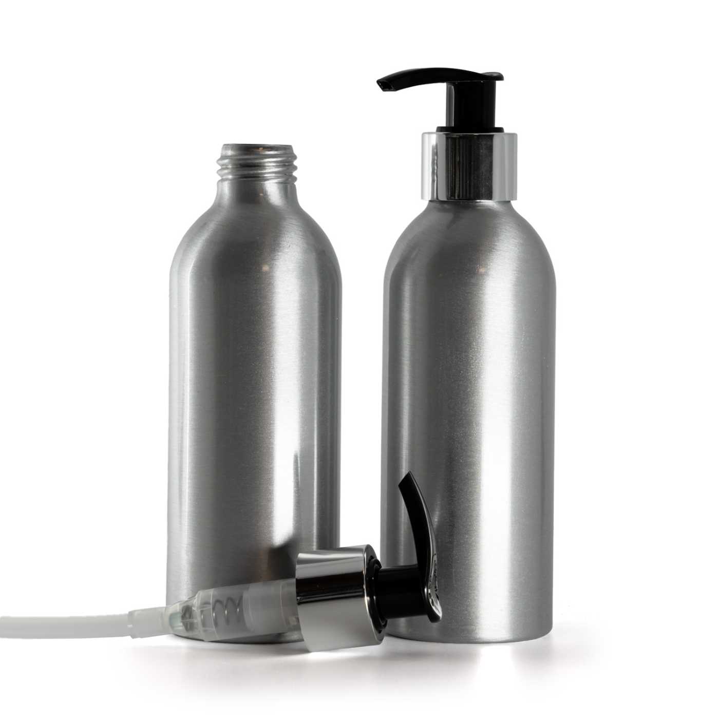 Hliníková fľaša, čierno-strieborný dávkovač, 200 ml