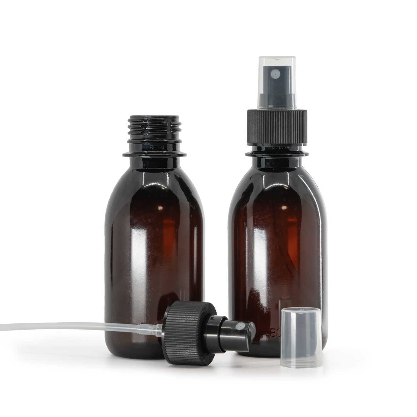 Butelka plastikowa brązowa, czarny atomizer, żebrowany pierścień, 28/410, 150 ml
